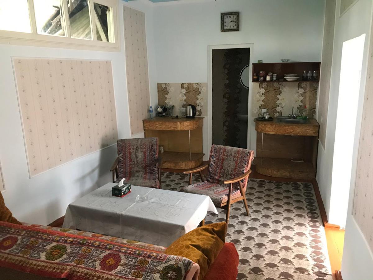 Hayq Guest House Goris Exteriör bild